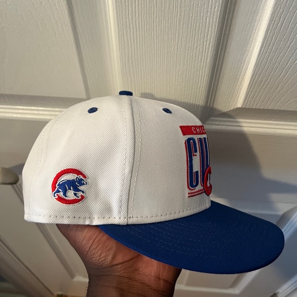 Chicago Cubs Fitted Snap Back - Picture 4 of 5